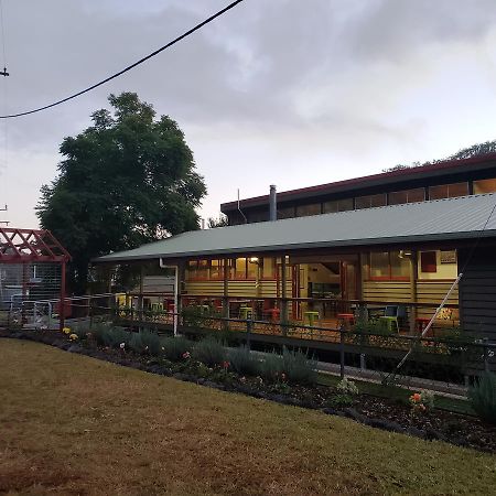 Christmas Creek Café&Cabins Lamington Esterno foto