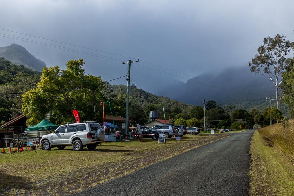 Christmas Creek Café&Cabins Lamington Esterno foto