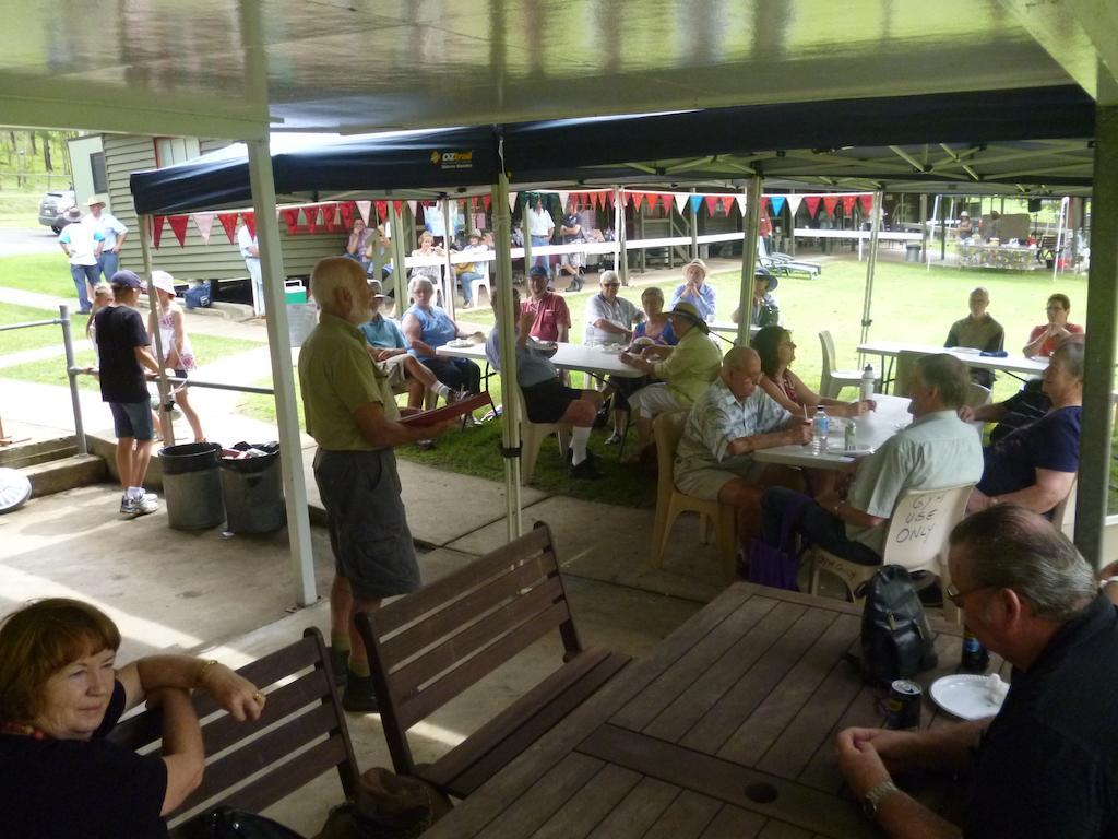 Christmas Creek Café&Cabins Lamington Esterno foto